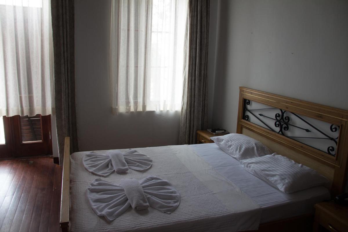 Aliye Hanim Hotel Ayvalı Esterno foto