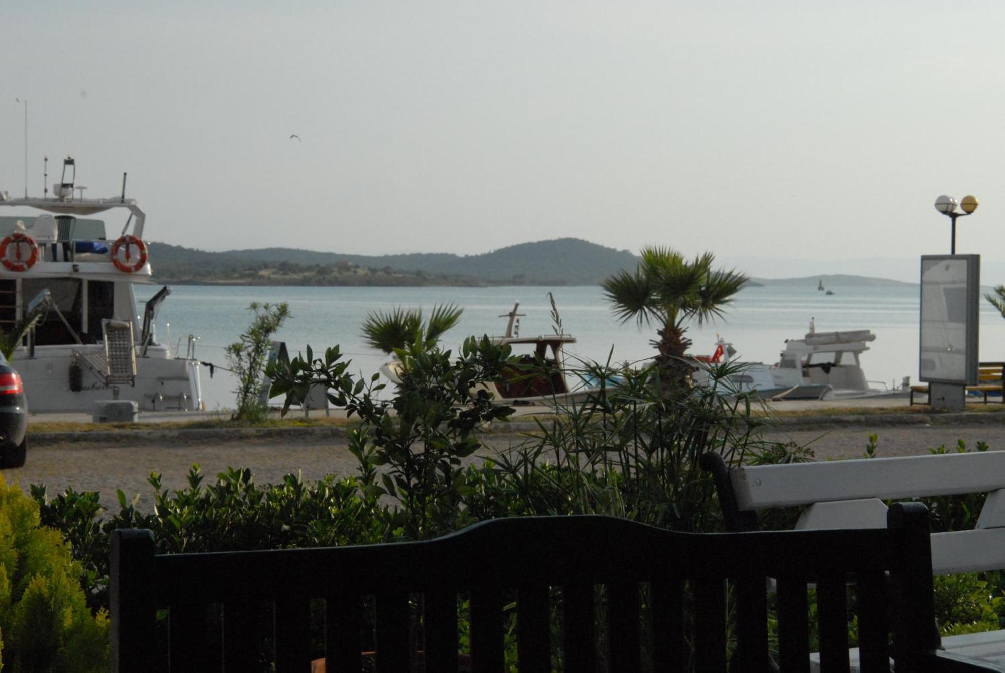 Aliye Hanim Hotel Ayvalı Esterno foto