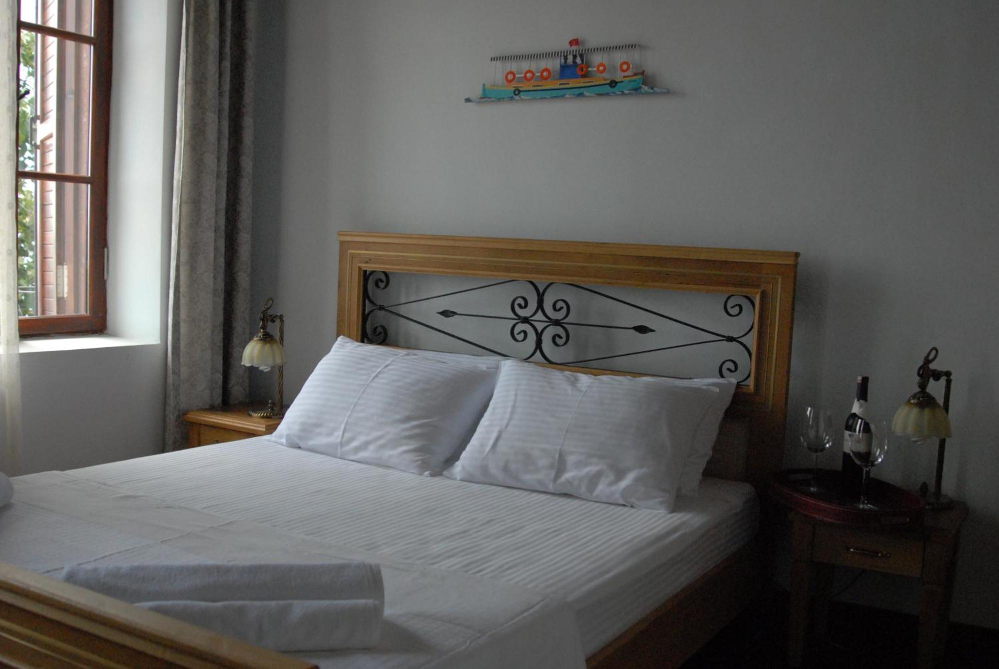 Aliye Hanim Hotel Ayvalı Esterno foto