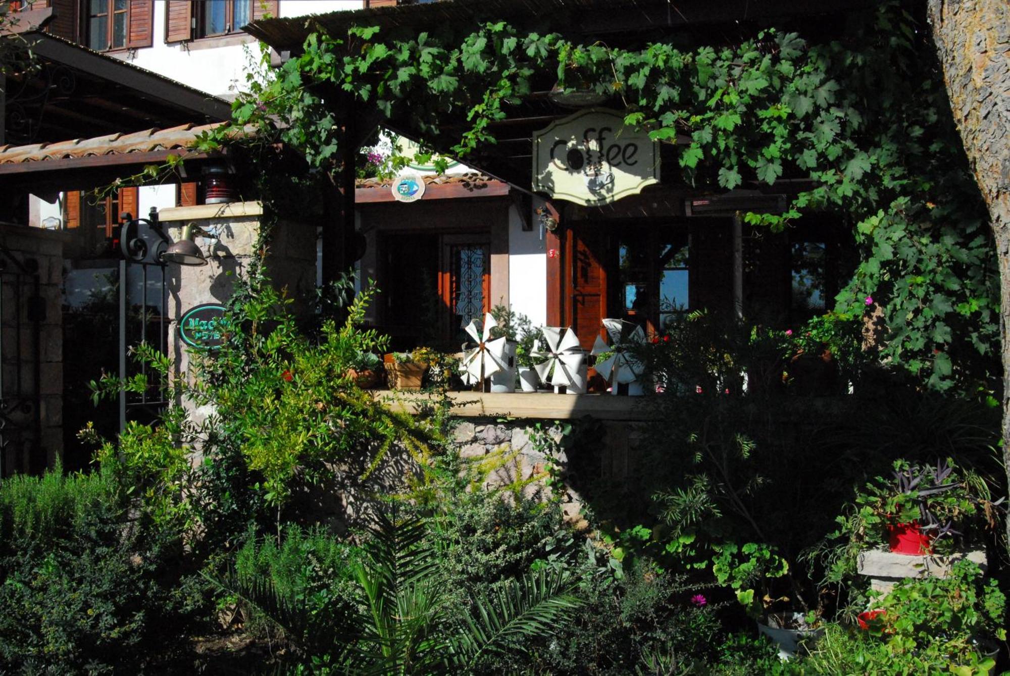 Aliye Hanim Hotel Ayvalı Esterno foto